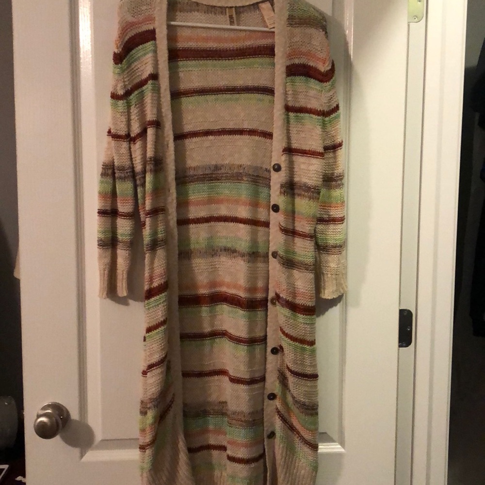 Buckle sweater